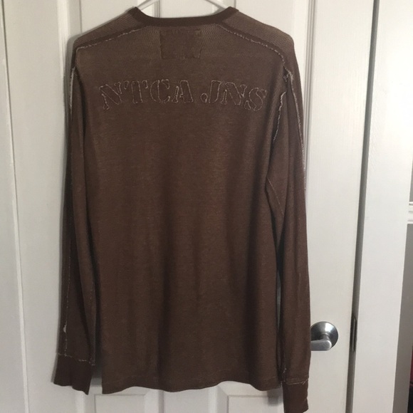 Nautica Jean Co. Dark Brown lightweight thermal long sleeve shirt, medium EUC - Picture 5 of 9